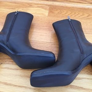 Tommy Hilfiger Leather Missy Brown Heel Boots 9M